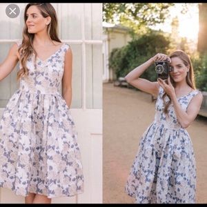 NWT Gal Meets Glam Ava Dress Size 6